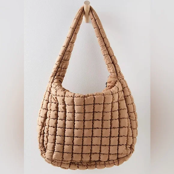 1 LEFT ✨NEW Free People FP Movement Quilted Carryall In Desert Sands - Picture 2 of 11